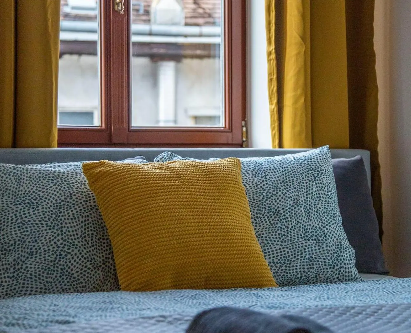 Apartment Downtown Cozy Home In The Gozsdu Garden Budapest