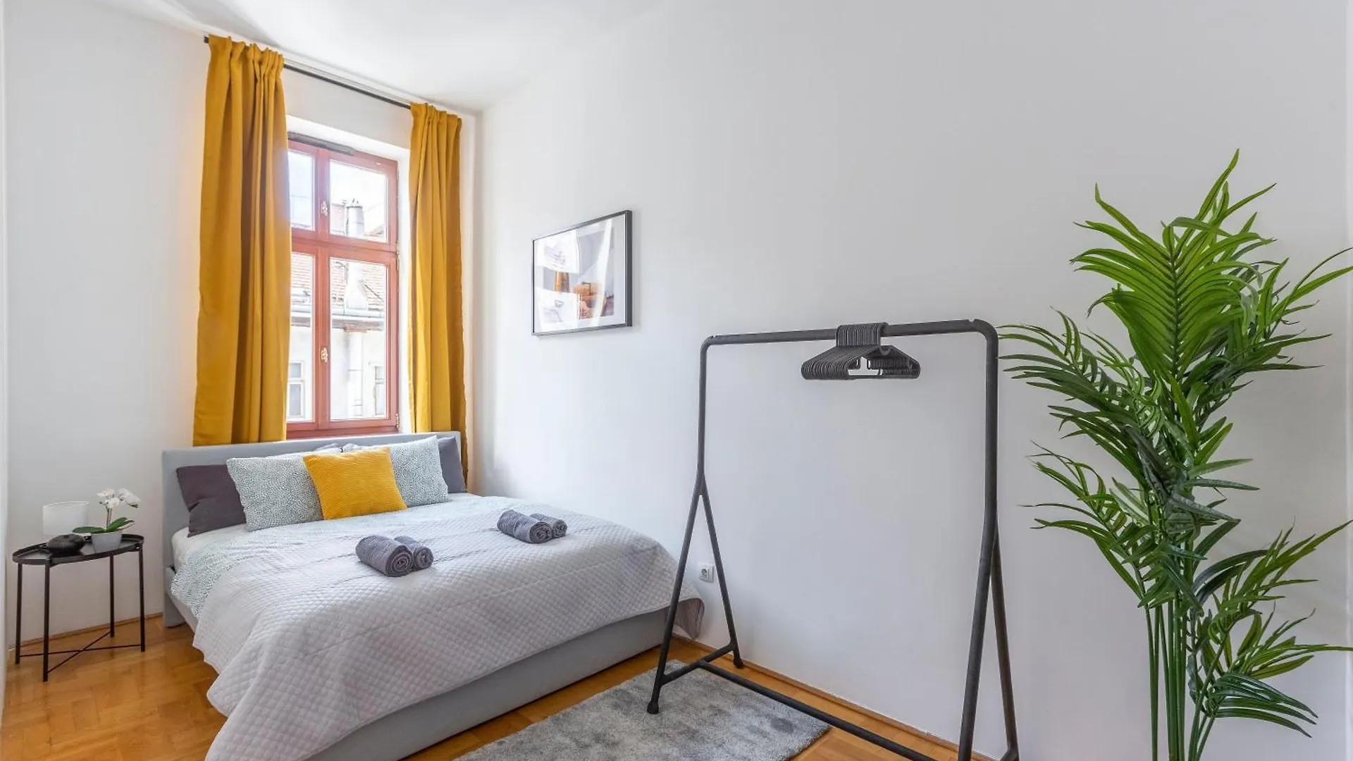 Downtown Cozy Home In The Gozsdu Garden Budapest Apartamento
